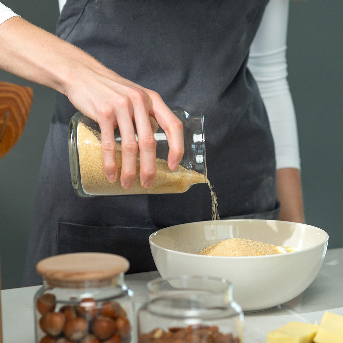 Szklany pojemnik z pokrywką 0,93 l | Basic Kitchen