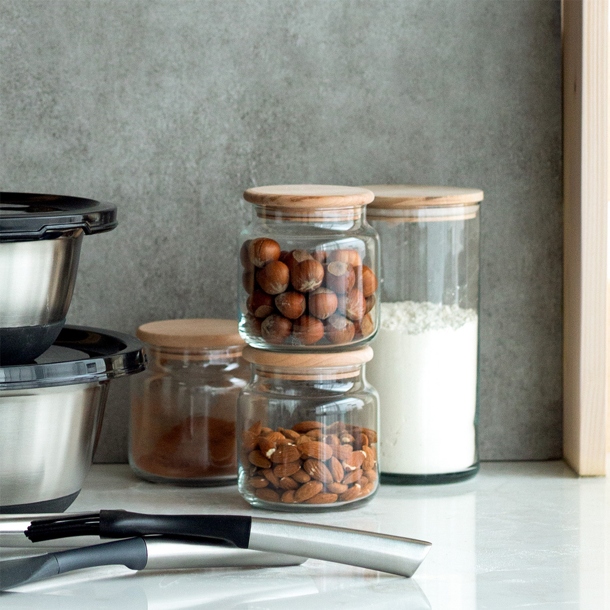 Szklany pojemnik z pokrywką 0,6 l | Basic Kitchen Lunasol