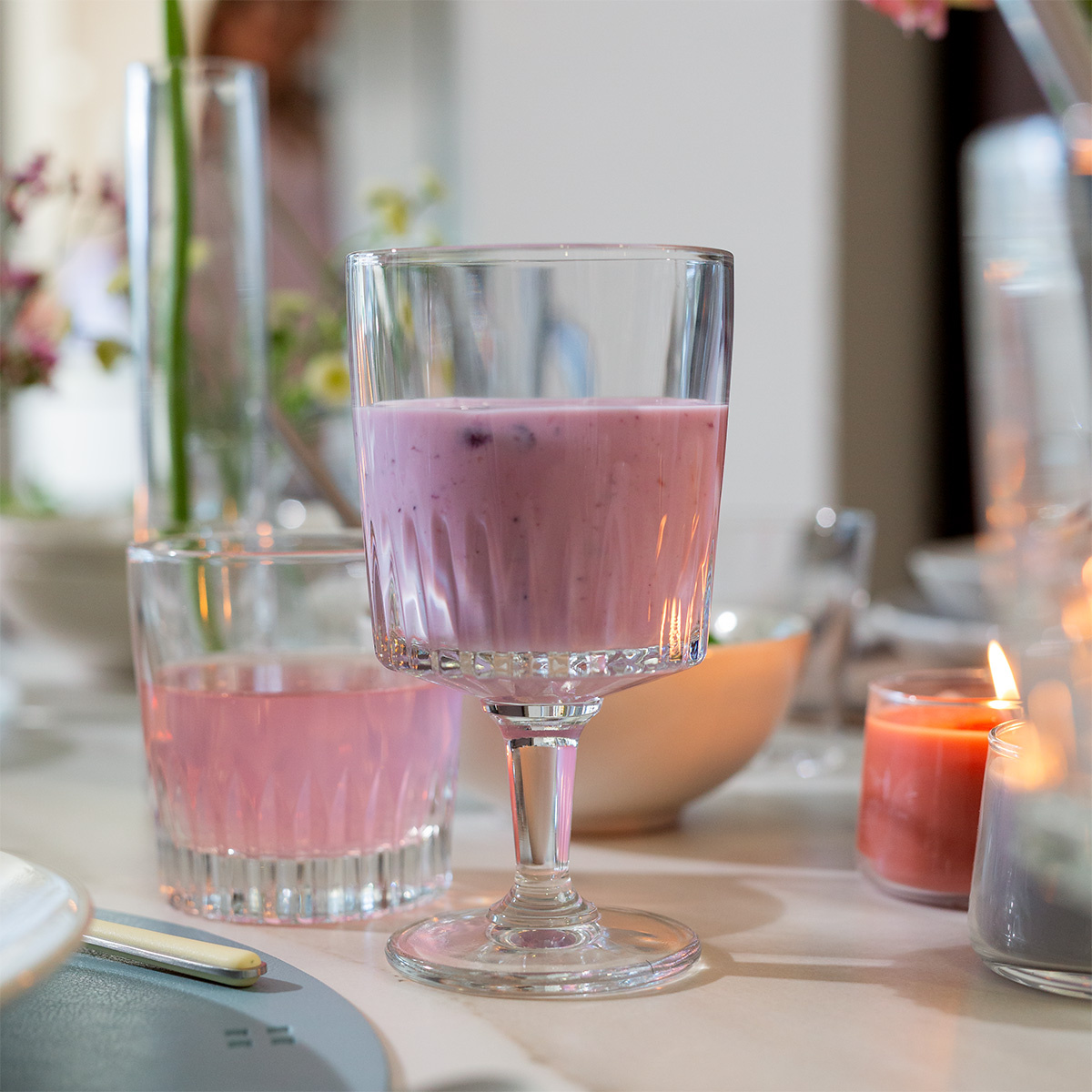 Kieliszek na nóżce 310 ml | Buzz