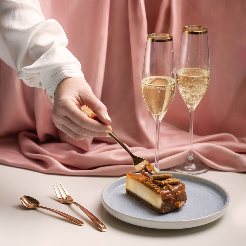Zestaw prezentowy z serduszkiem 6 szt. różowe złoto — Love Cutlery