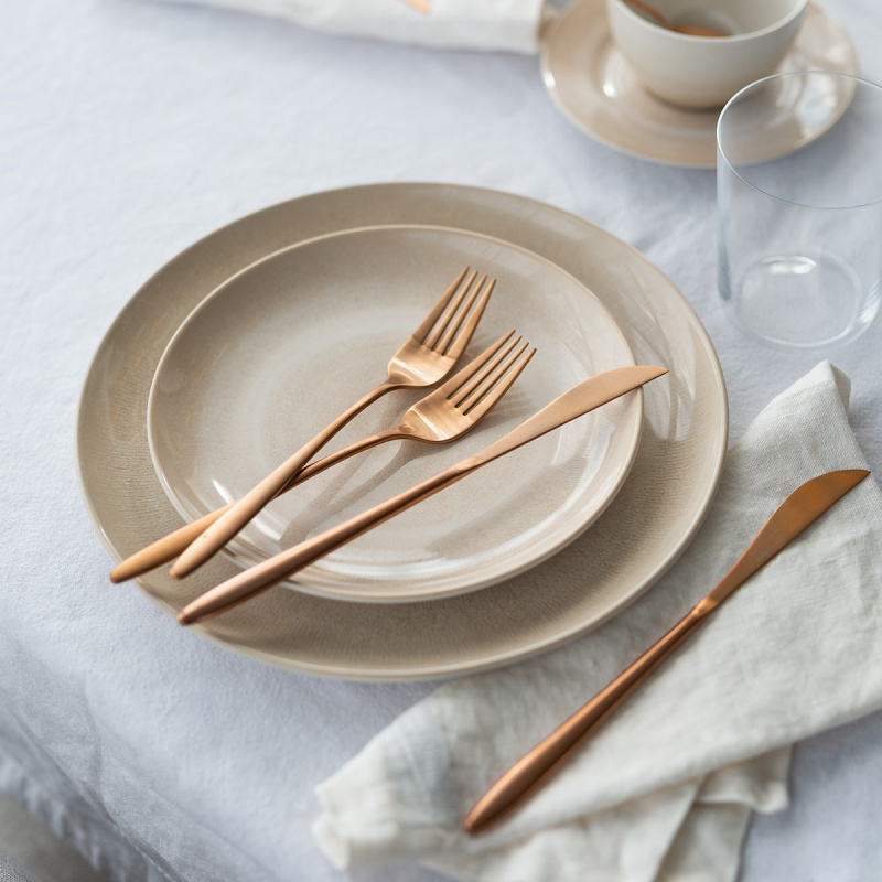 Zestaw sztućców 16 el. Vivo rose gold | Sola