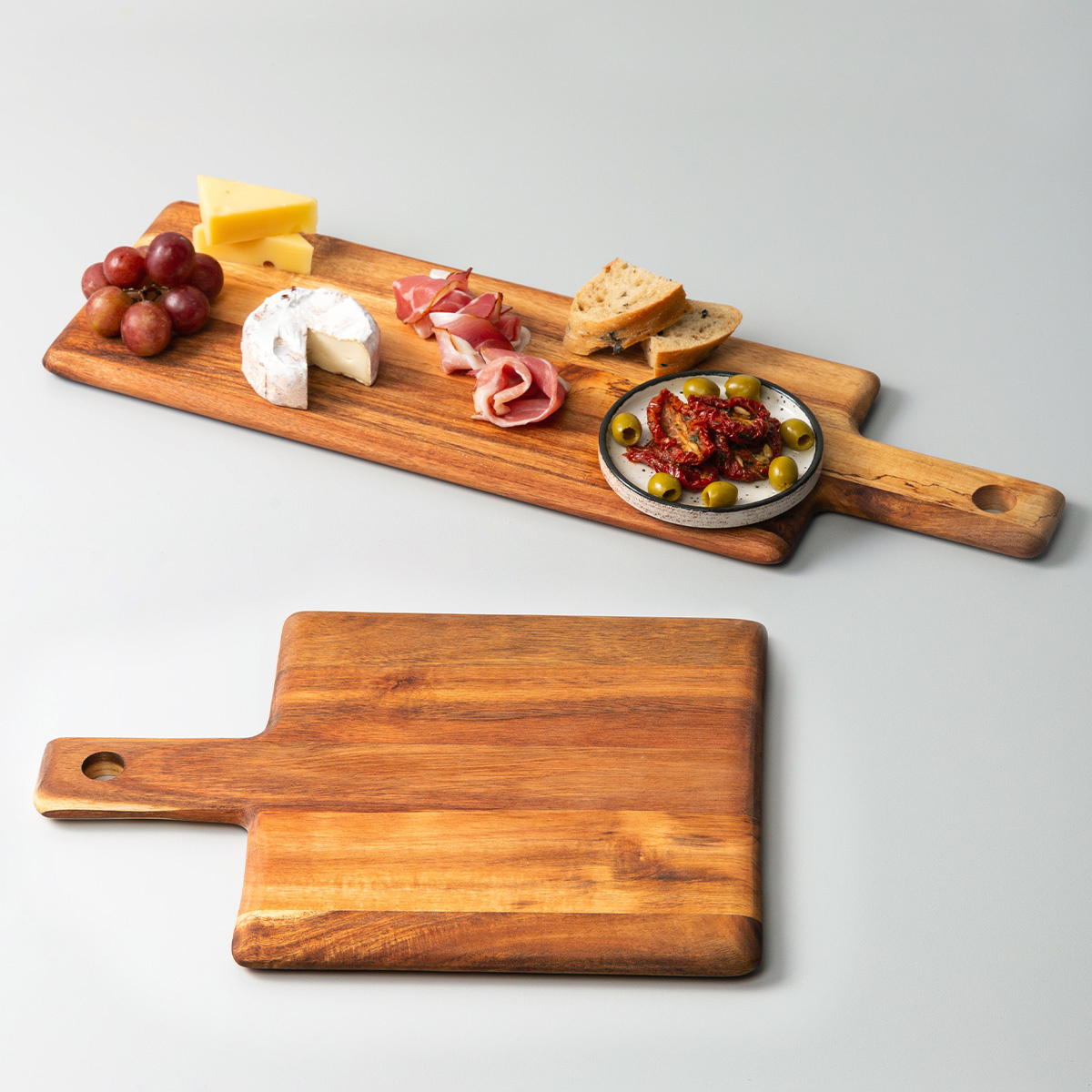 Deska do krojenia z rączką Agát 33 x 23 cm - FLOW Wooden