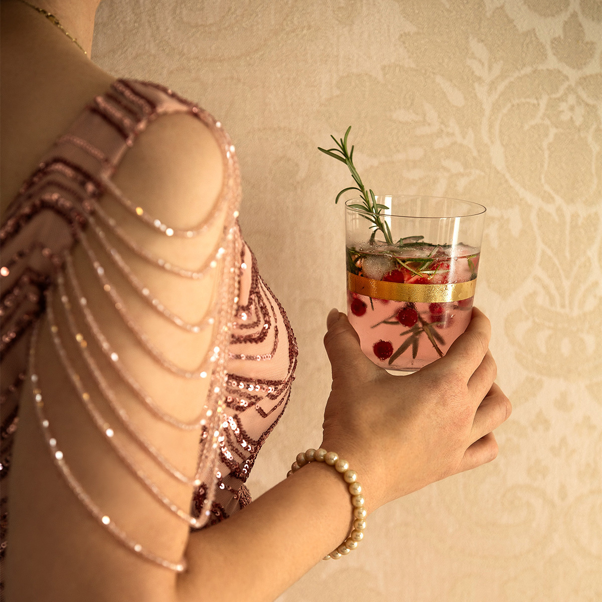 Szklanki Tumbler ze złotym paskiem 440 ml zestaw 6 szt. - 21st Century Glas Lunasol META Glass