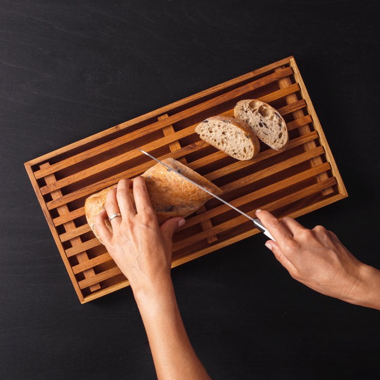 Deska do krojenia chleba Teak 43 x 22,8 x 3,5 cm - GAYA Wooden
